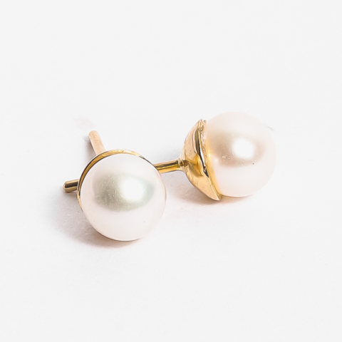 Brinco Pérola em ouro 18k , com 2 pedras