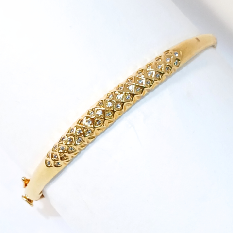 BRACELETE BANANA 43 PEDRAS