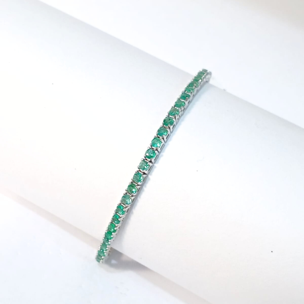 Pulseira Riviera em ouro 18k , com 59 pedras.