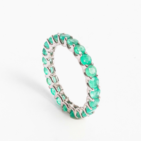 Aliança Inteira Fly em ouro 18k , com 22 pedras