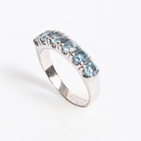 Anel Meia Aliança com 6 pedras de 23,0 Pts