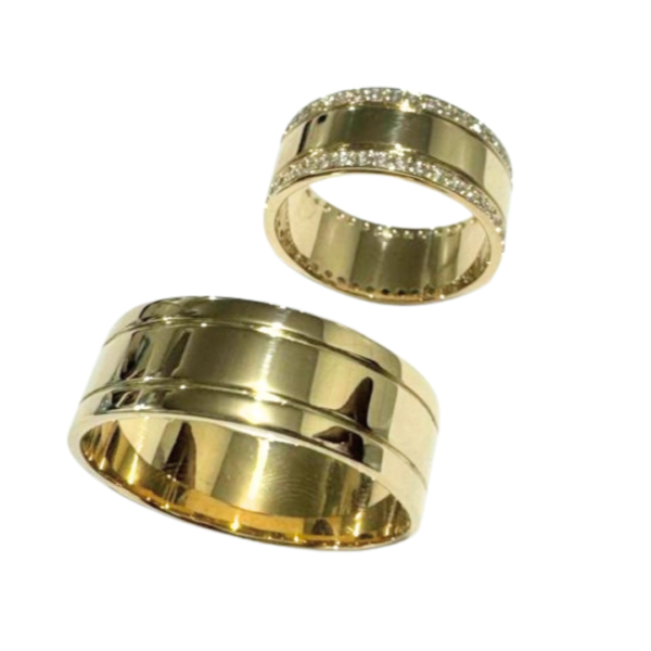 Par Aliança 8mm 2 frizos em ouro 18k , com 80 pedras .