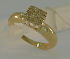 ANEL ROB QUADRADO NOVO 8 PEDRAS