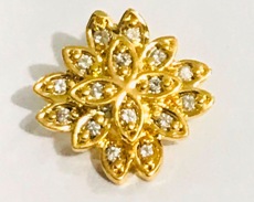 PINGENTE TREVO 16 PEDRAS