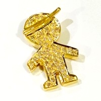 PINGENTE MENINO G SE 47 PEDRAS