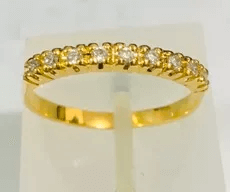 ANEL 1/2 ALIANÇA 2PTS 9 PEDRAS