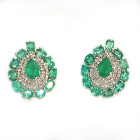 Brinco Gota Mix com 120 pedras