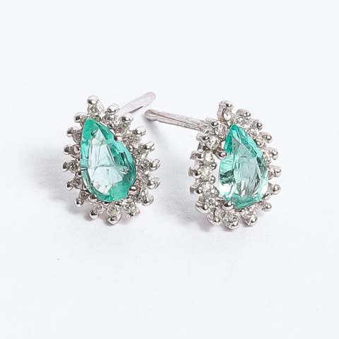 Brinco Gota com 36 pedras