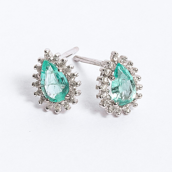 Brinco Gota com 36 pedras